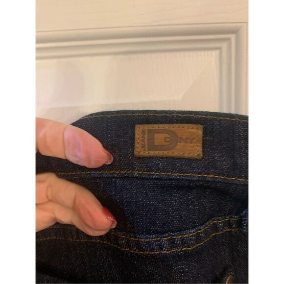 DKNY JEANS LUDLOW DARK WASH JEANS STRAIGHT MID RISE SZ 12 R - Picture 9 of 14